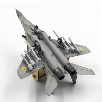 Makete - Model Kit Aircraft - Radar Hunter MiG-29 '9-13' Ukrainian Fighter With HARM Missiles 1:72